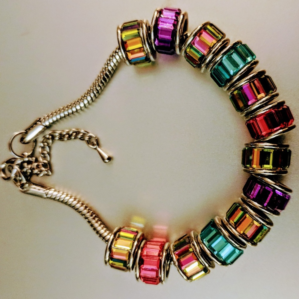 Crystal rondele beaded bracelet in silver